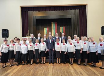 Senjorų choras ,,POLĖKIS” Senjorų choras ,,POLĖKIS”
