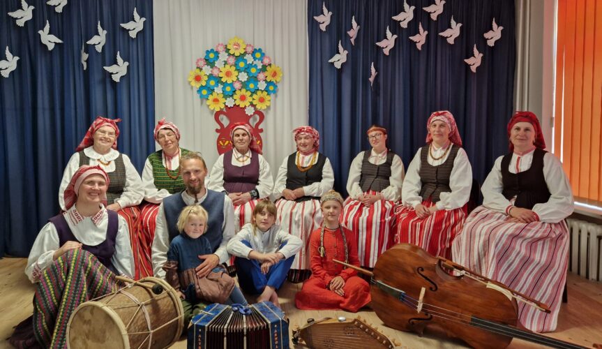 Folkloro ansamblis „Kalnopė“