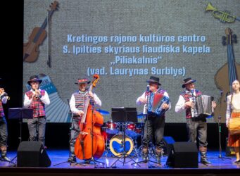 Liaudiškos muzikos kapela „Piliakalnis“ Liaudiškos muzikos kapela „Piliakalnis“